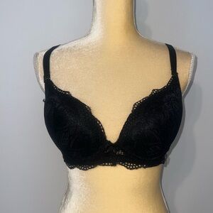 Black Lace Underwire Padded Adjustable Straps Bra Size 36D